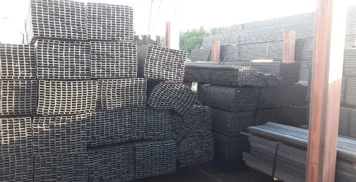 Труба 40х20 40х40 50х50 60х40 30х20 20х20 80х80  квадратна арматура