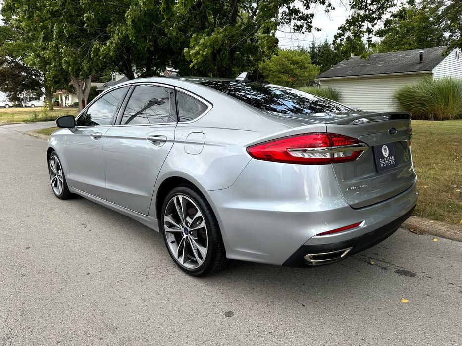 Ford Fusion      2020