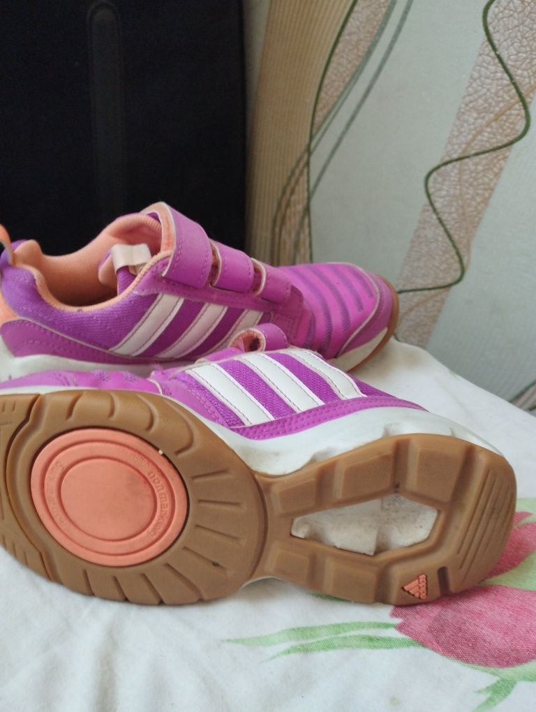 Красмовки Adidas