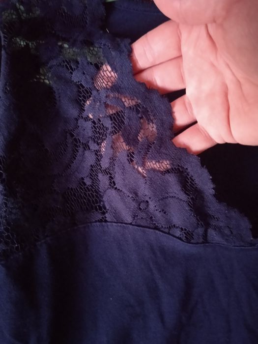 Bluzka granatowa z koronką rozmiar M