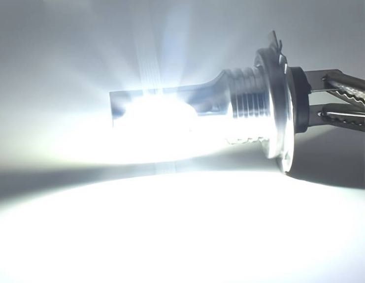 2PCS H7 LED Farol Lâmpada Branca 6000K(NOVAS)