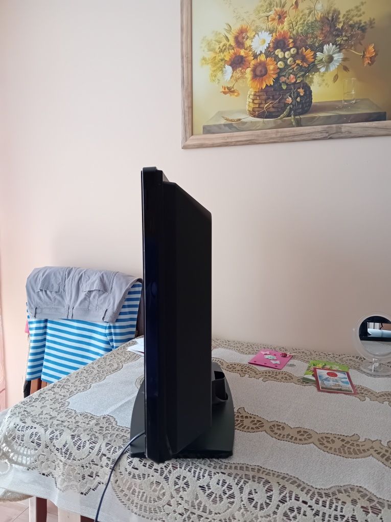 Telewizor LCD Philips 26' płaski ekran