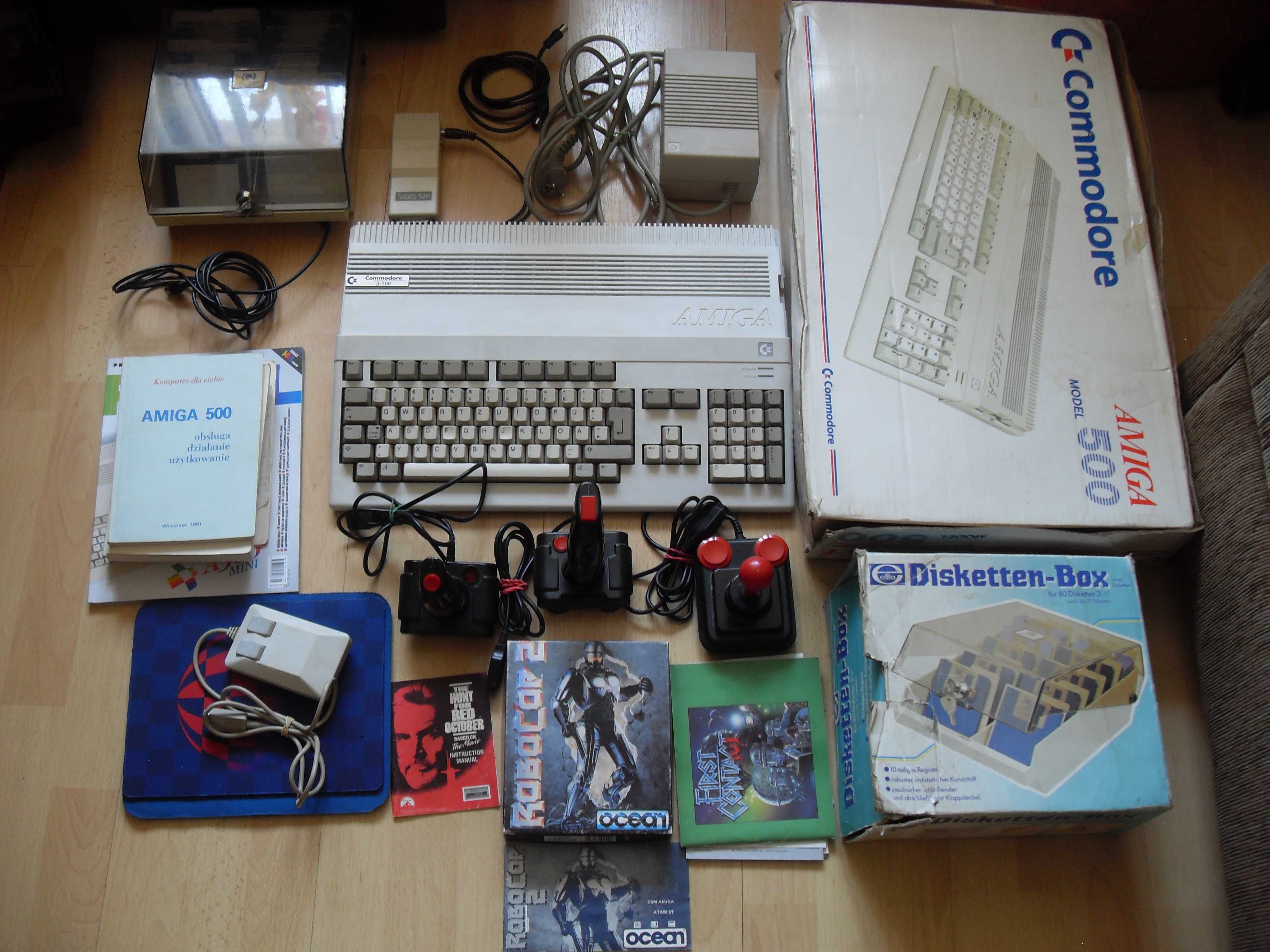 AMIGA 500  COMMADORE Komputer PC Duzy Zestaw