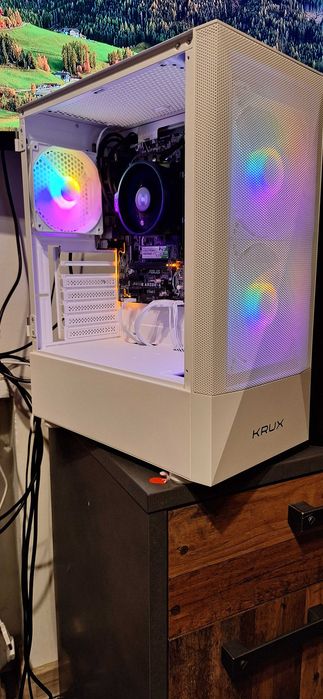 Komputer do nauki/gier ryzen/16gb ram/ssd/nowy zasilacz i obudowa