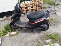Skuter Toros f16