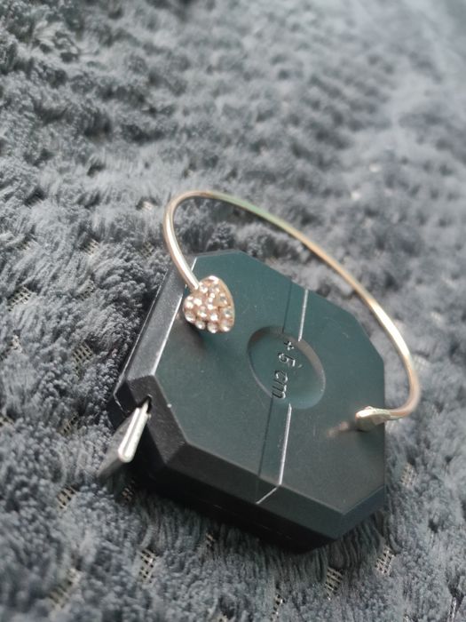 Nowa bransoletka złoty kolor, cykroniowe serduszko