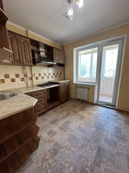 Продам 2к.квартиру, Солнечная Набережная,Малиновского