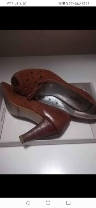 Botas Strena - em pele e verniz, preto+sapatos  castanhos em pele