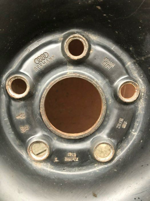 Продам зимові шини з дисками. AUDI VW SKODA 5×112...