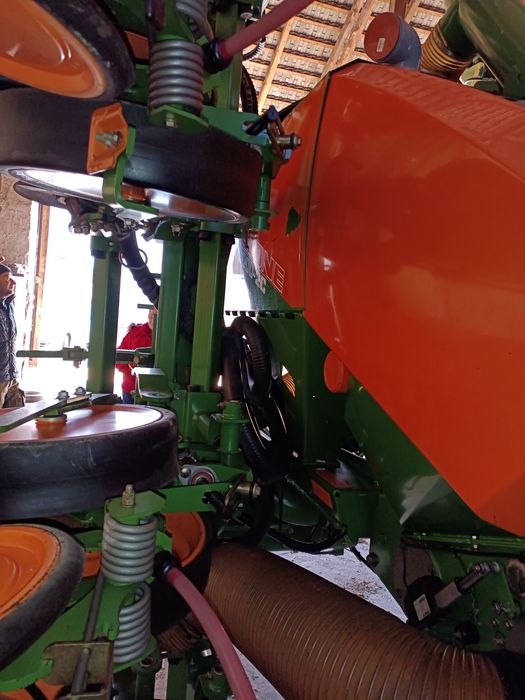 Amazone EDX 6000-2c siewnik kukurydzy nie kuhn kvenreland gaspardo