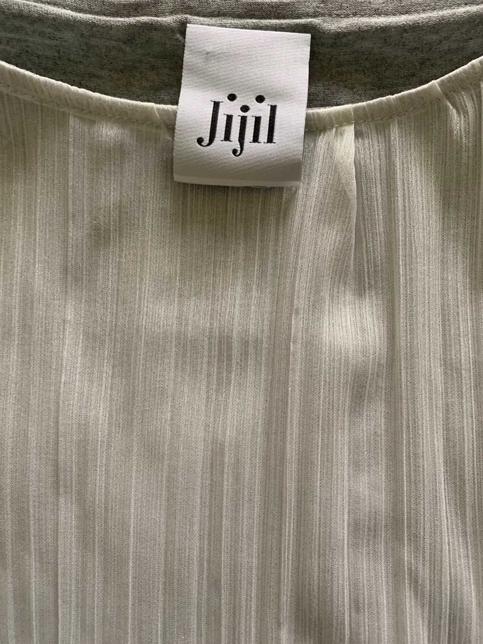 Продам блузу итальянского бренда Jijil