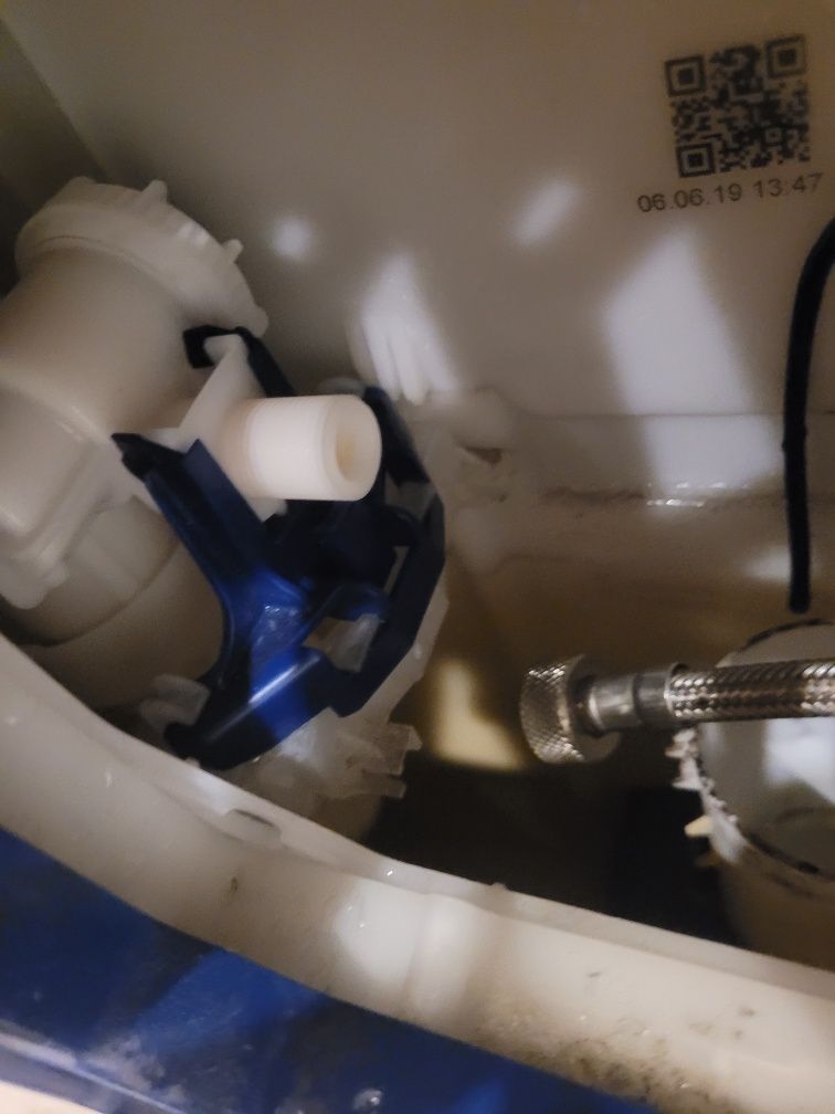 Hydraulik Naprawa spłuczki  podtynkowej wymiana kranu kamera Tv