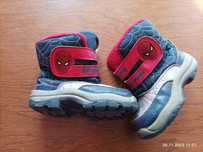 Buty  zimowe dla dziecka r.25