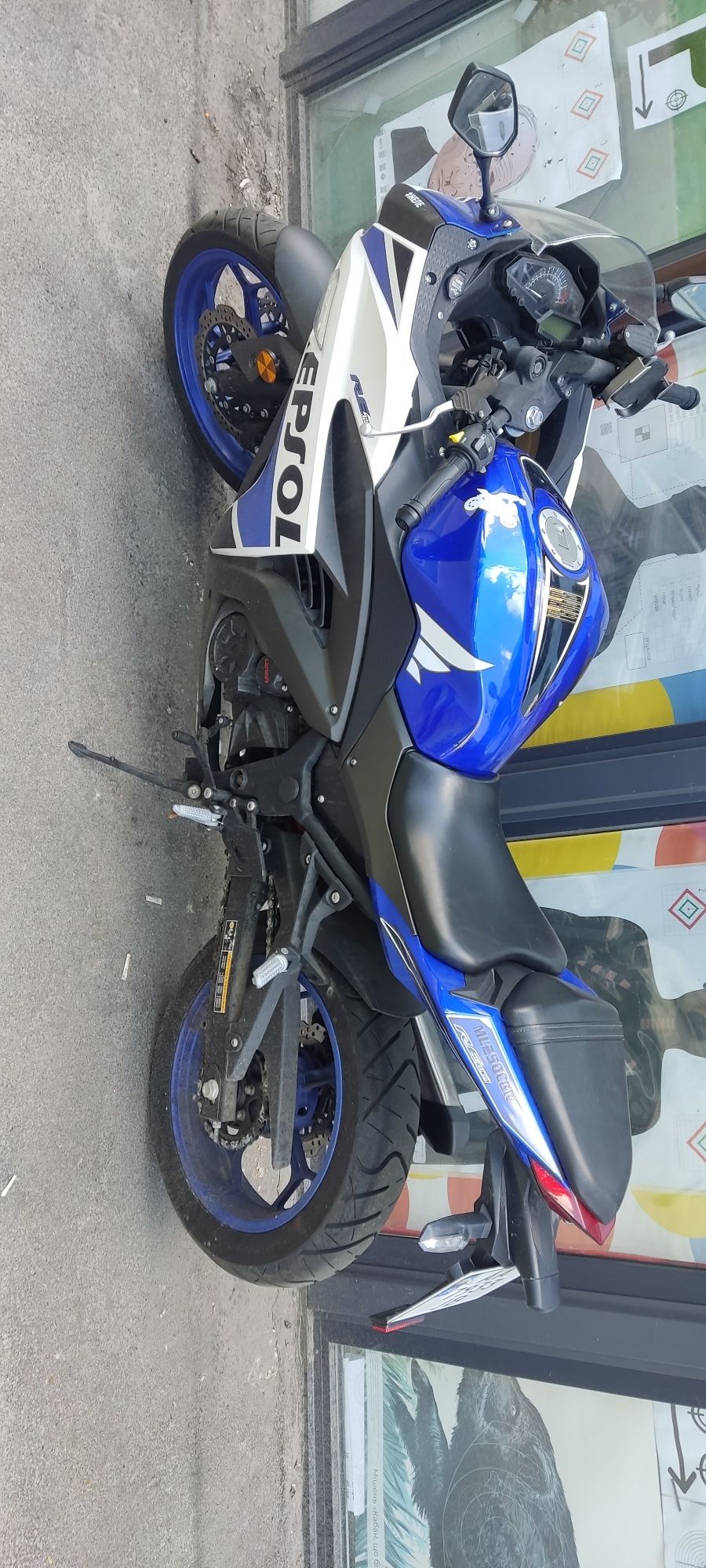 Мотоцикл ML 250 CBR Honda спортивний мотоцикл