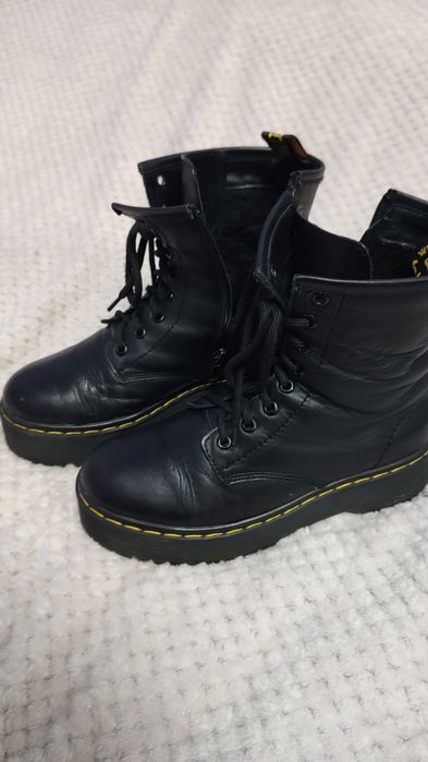 Шкіряні черевики 38 розміру