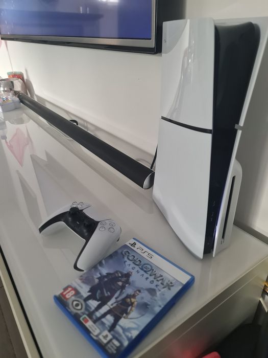 Playstation 5 slim com jogo