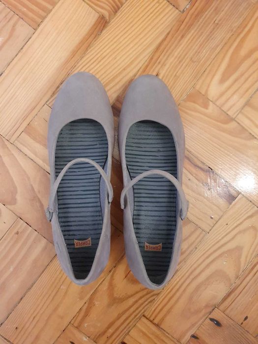 Sapatos Camper cinzentos modelo Helena T 38
