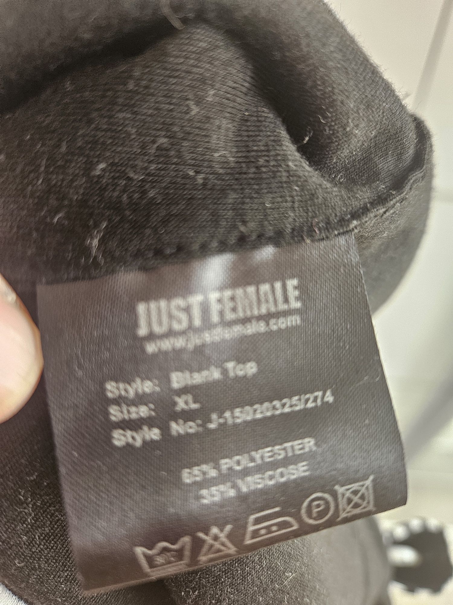 Bluzka w paski xl top z tyłu zamek bialo czarna just female