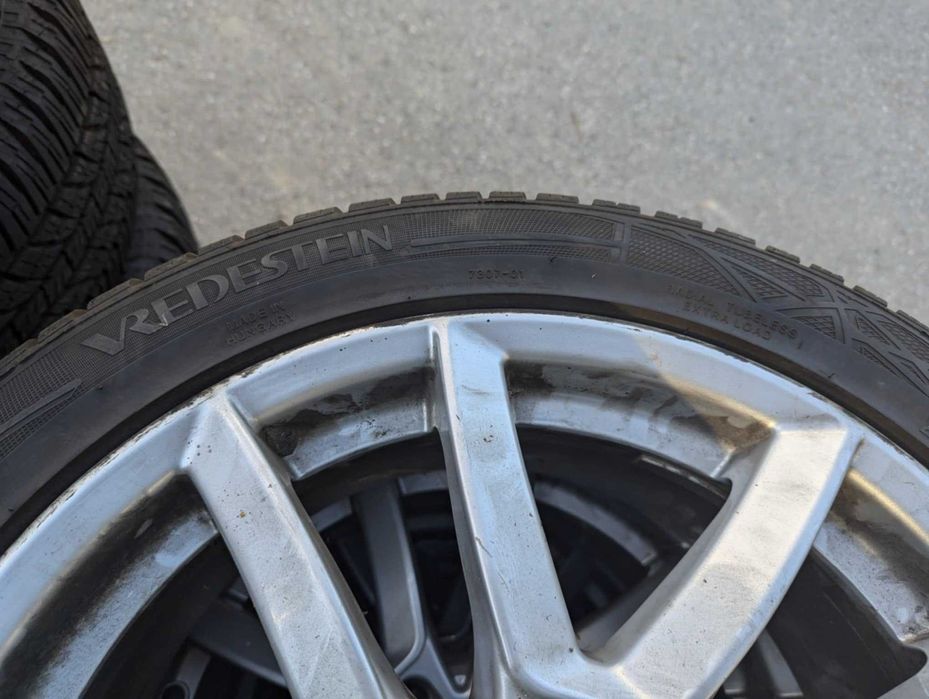 VW DEZENT opony zimowe Vredestein Wintrac PRO 225/45R17 94 V XL r.2023