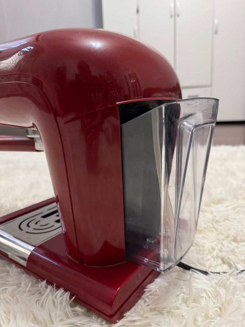 Кавоварка еспрессо ARIETE 1388 RED