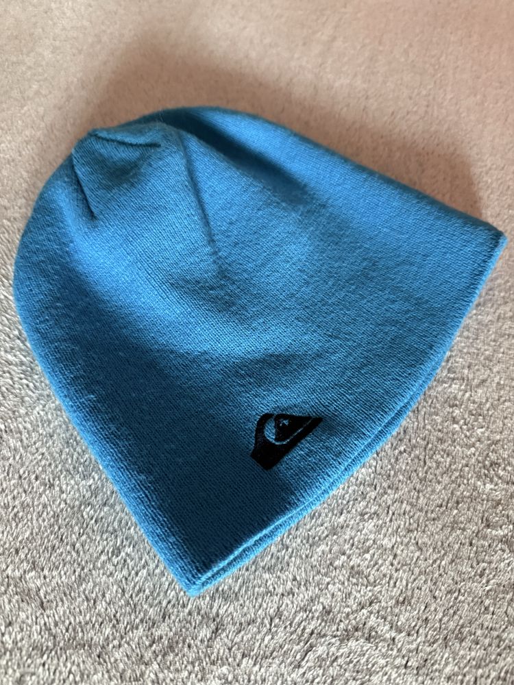 Niebieska czapka zimowa, wiosenna Quicksilver regular fit