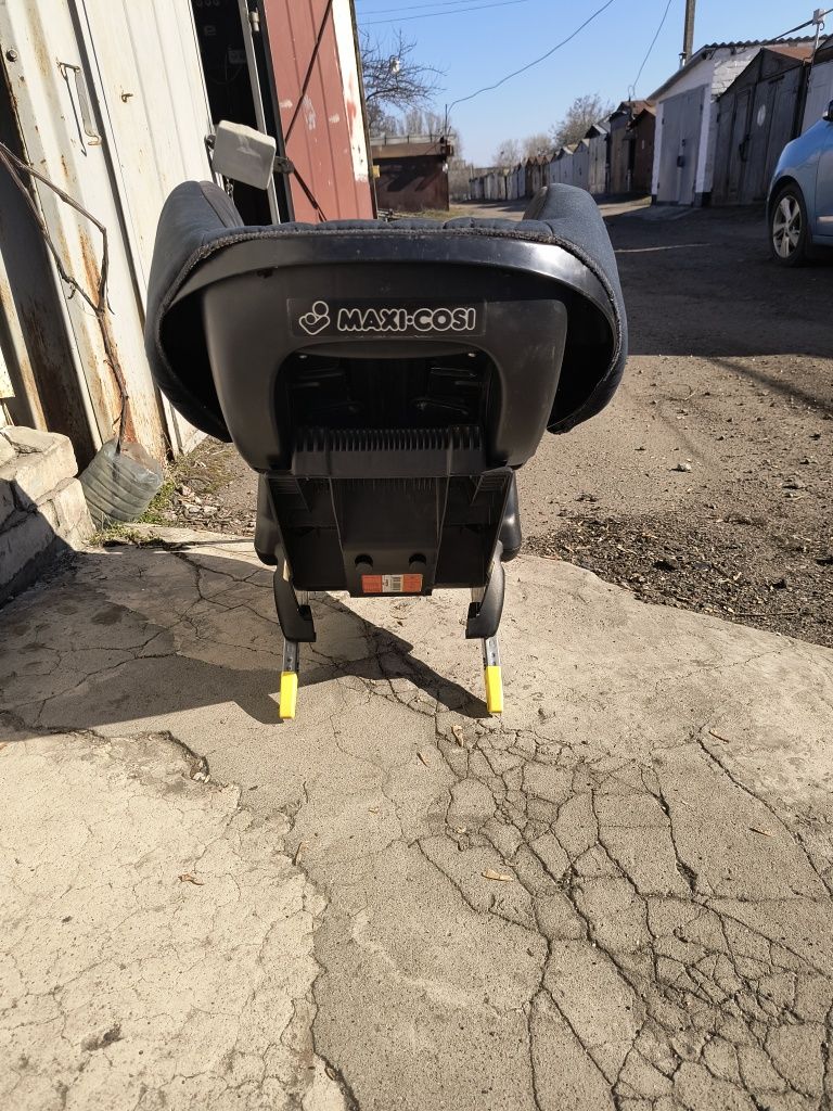Автокрісло з ізофікс і переднім упором ,максимально надійне