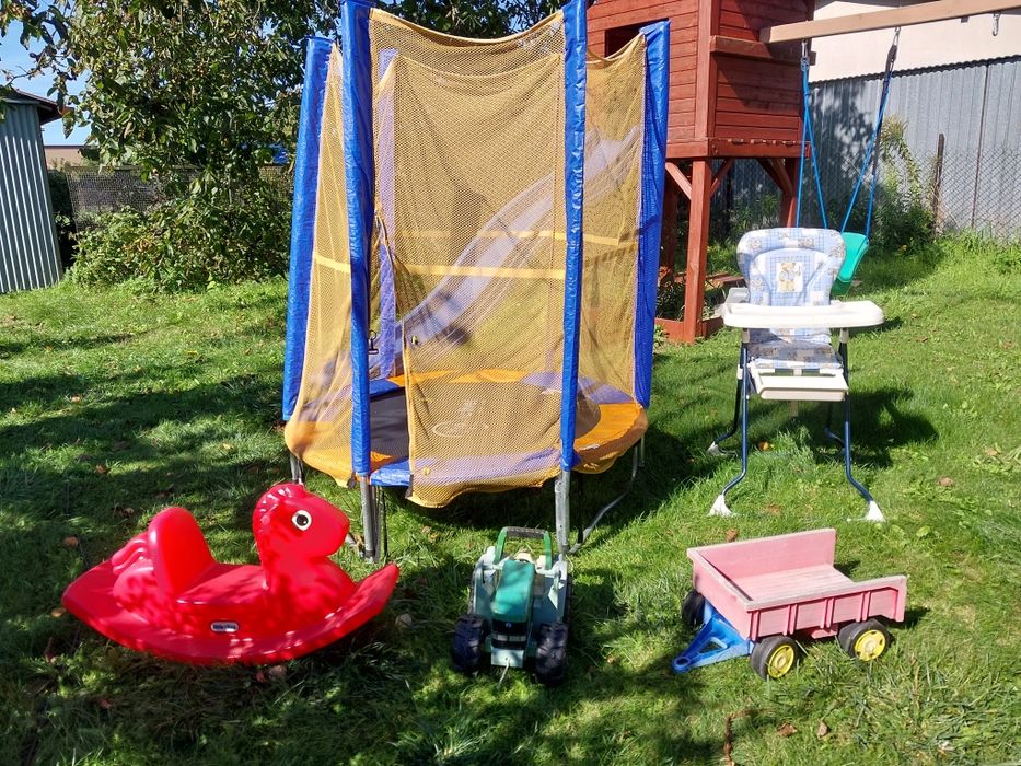 Trampolina krzesełko do karmienia bujak traktor
