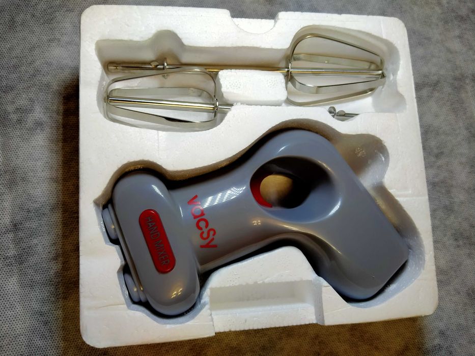 Ручной миксер "Цептор" на батарейках