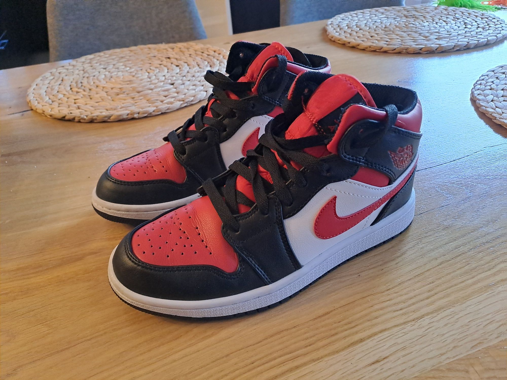 Buty Nike Jordan  nowe  rozmiar 38