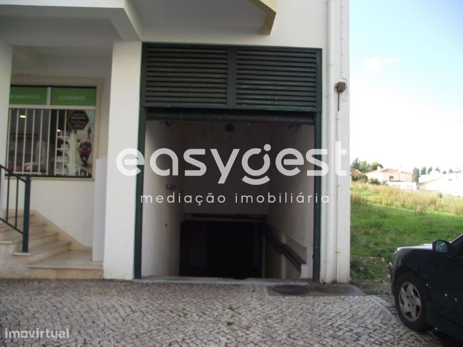 Garagem c/28m2 em Nossa Senhora de Fátima
