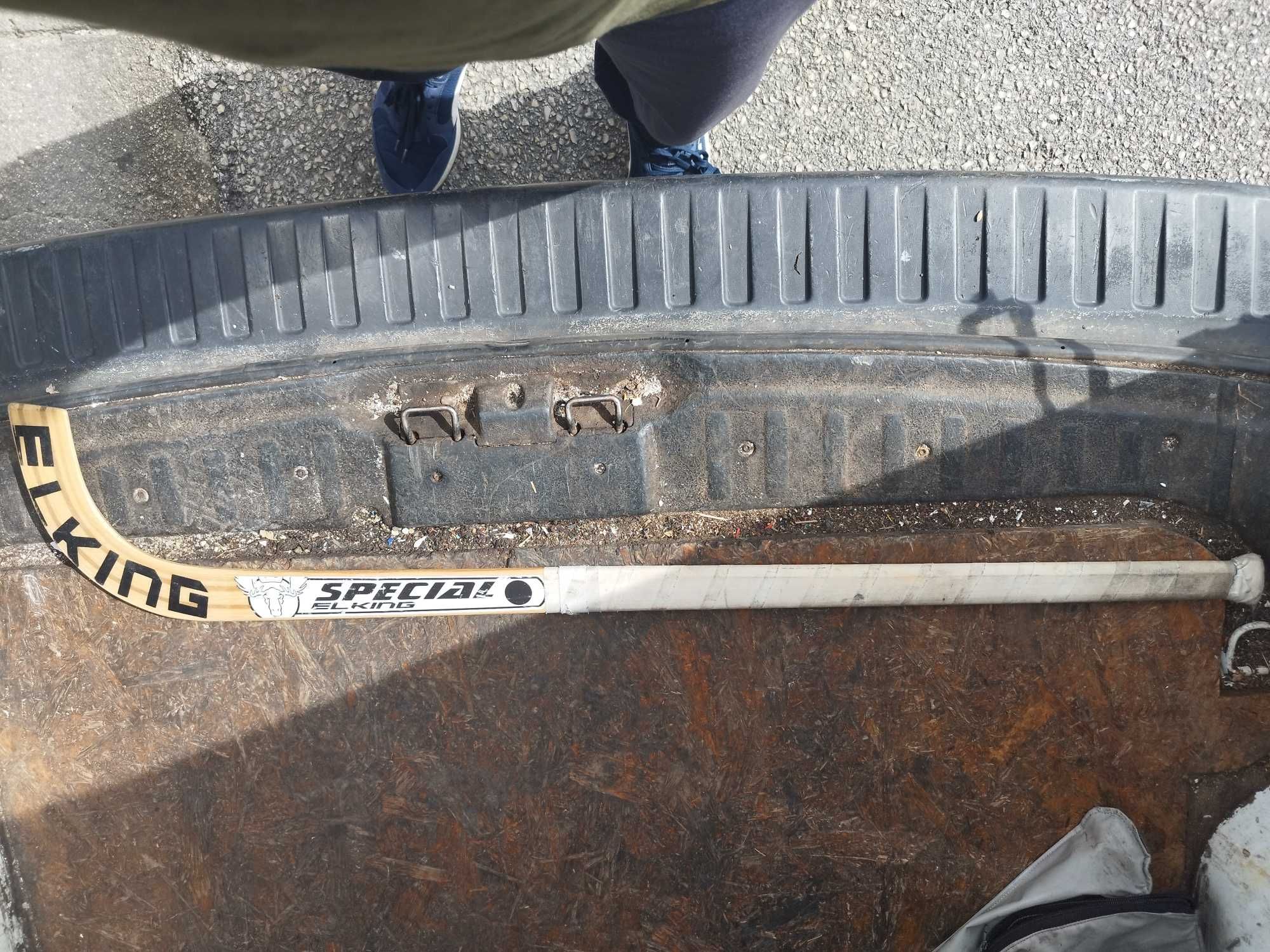 Stick Elking Special em bom estado