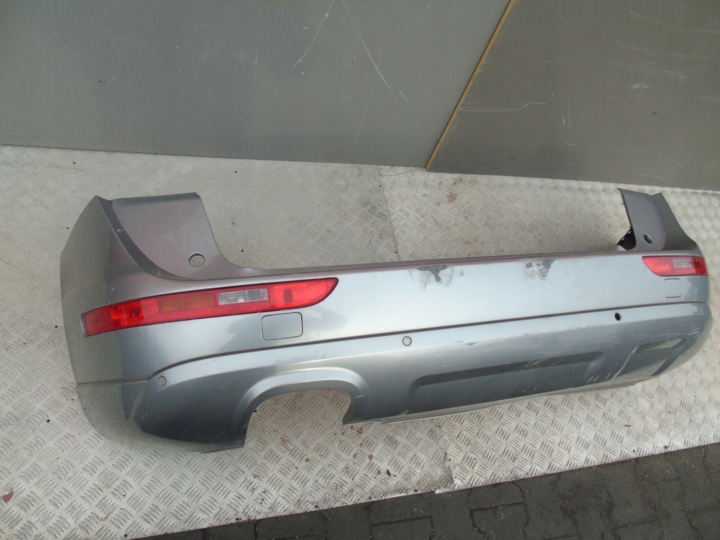 ZDERZAK TYŁ AUDI Q5
