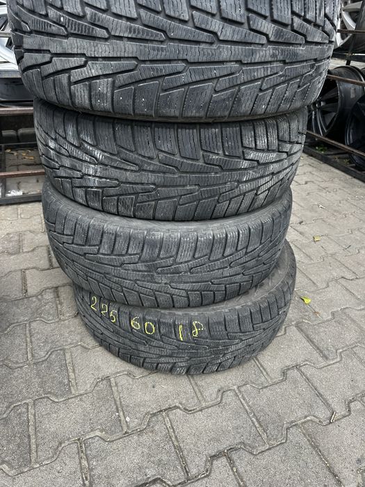 Шини 225/60 R18 Nokian Nordman RS2 SUV