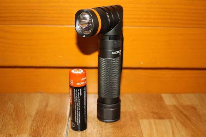 Фонарь с поворотом Nicron B70 Тактичний ліхтарик фонарик тактический.