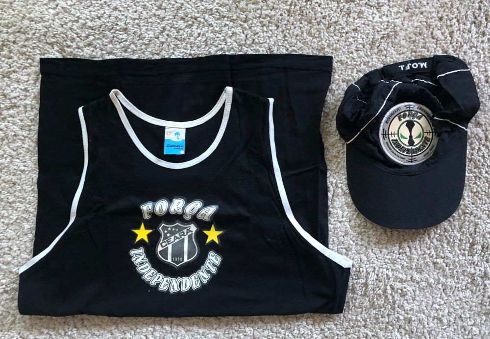 Cachecóis e material claques