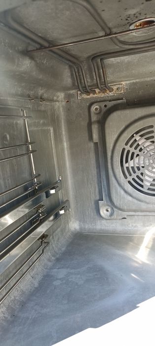 Piekarnik Amika elektryczny