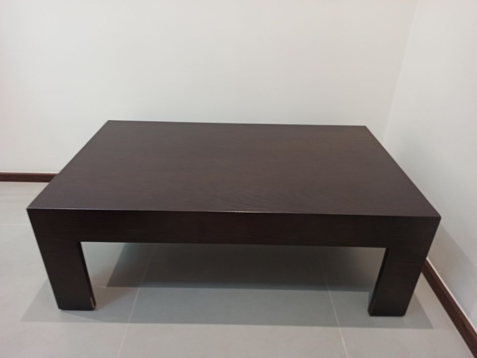Mesa centro Wengue