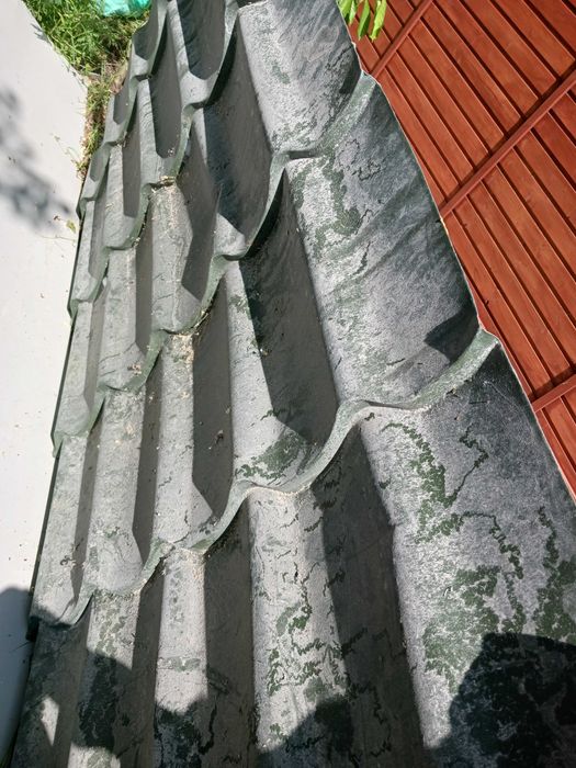 Blacha na dach - pozostałość po montażu