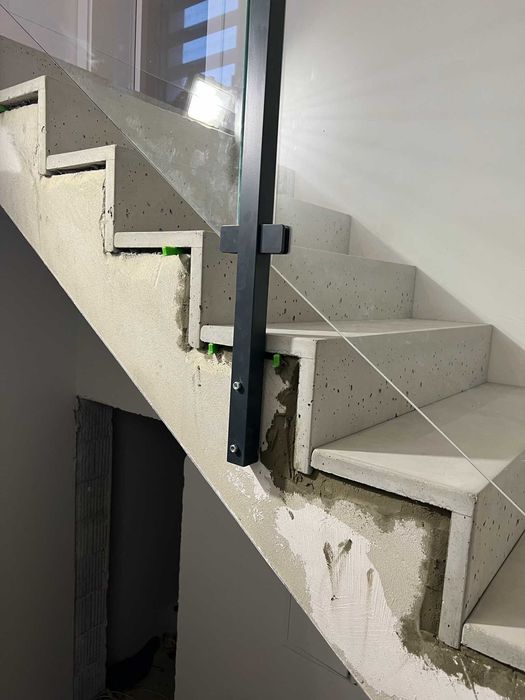 Schody z BETONU Architektonicznego do samodzielnego montażu Producent