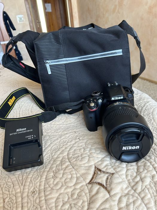 Продам фотоапарат Nikon D3300 18-140mm 1:3.5-5.6G VR.Canon Kodak.