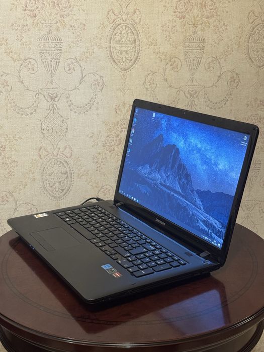 Большой ноутбук Samsung 350E i5 2th HDD 320GB
