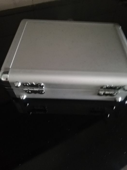 Malinha Guarda jóias