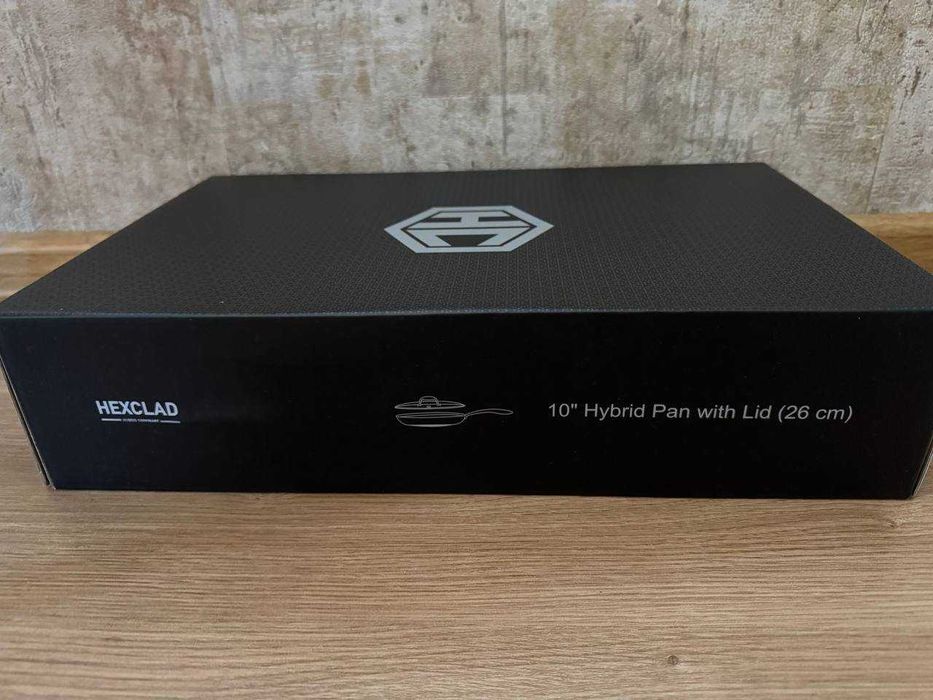 Сковорідка HexClad Hybrid 26 см з кришкою – нова