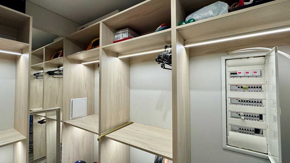 Продам 3-х к кв, новострой, ЖК Дом с ротондами, метро Научная, Госпром