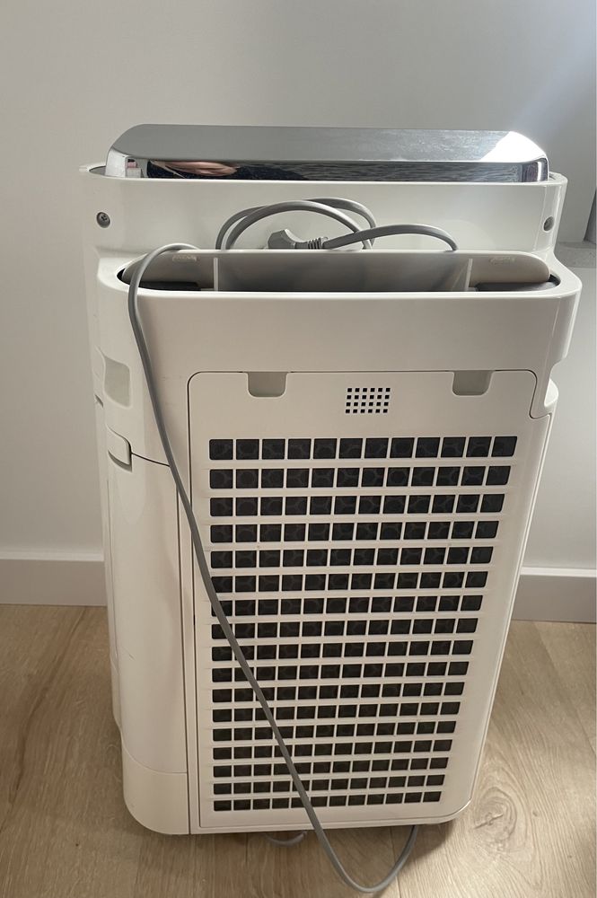 Sharp - oczyszczacz z nawilżaczem KC-D50EU-W