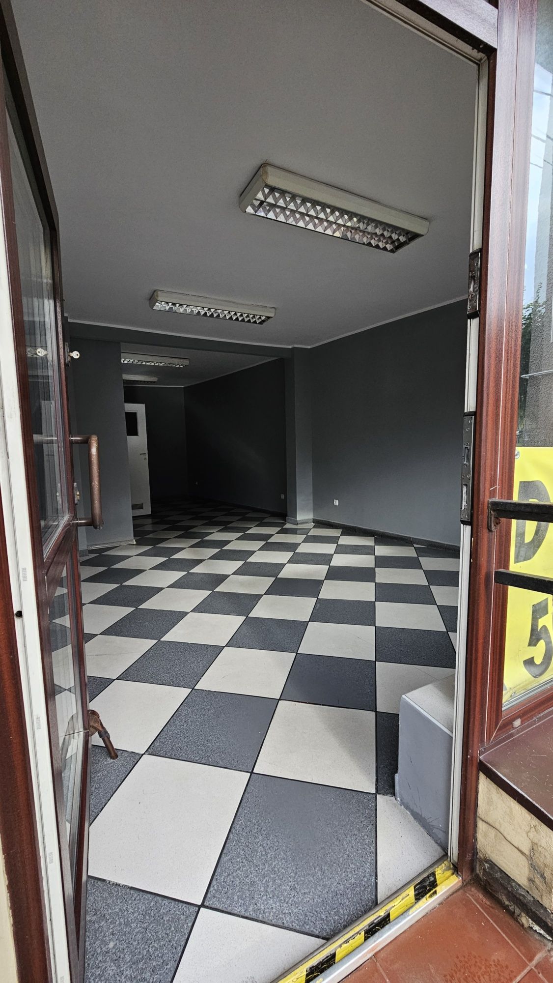 Lokal do wynajęcia w centrum miasta od zaraz