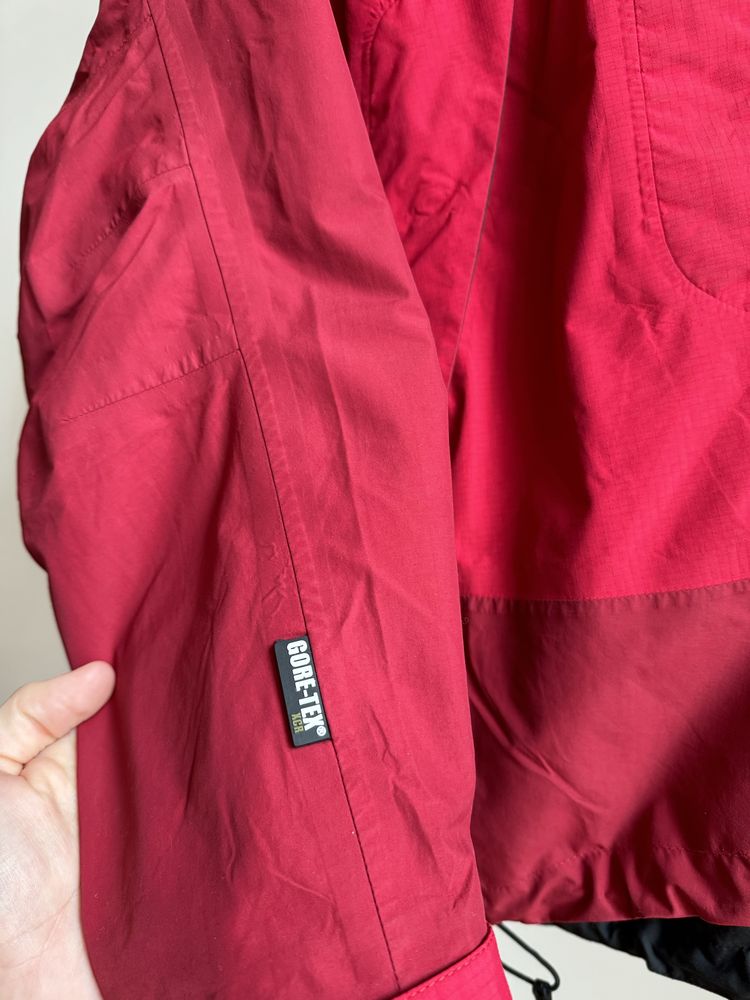 Вітровка на мембрані Gore-tex Haglofs куртка
