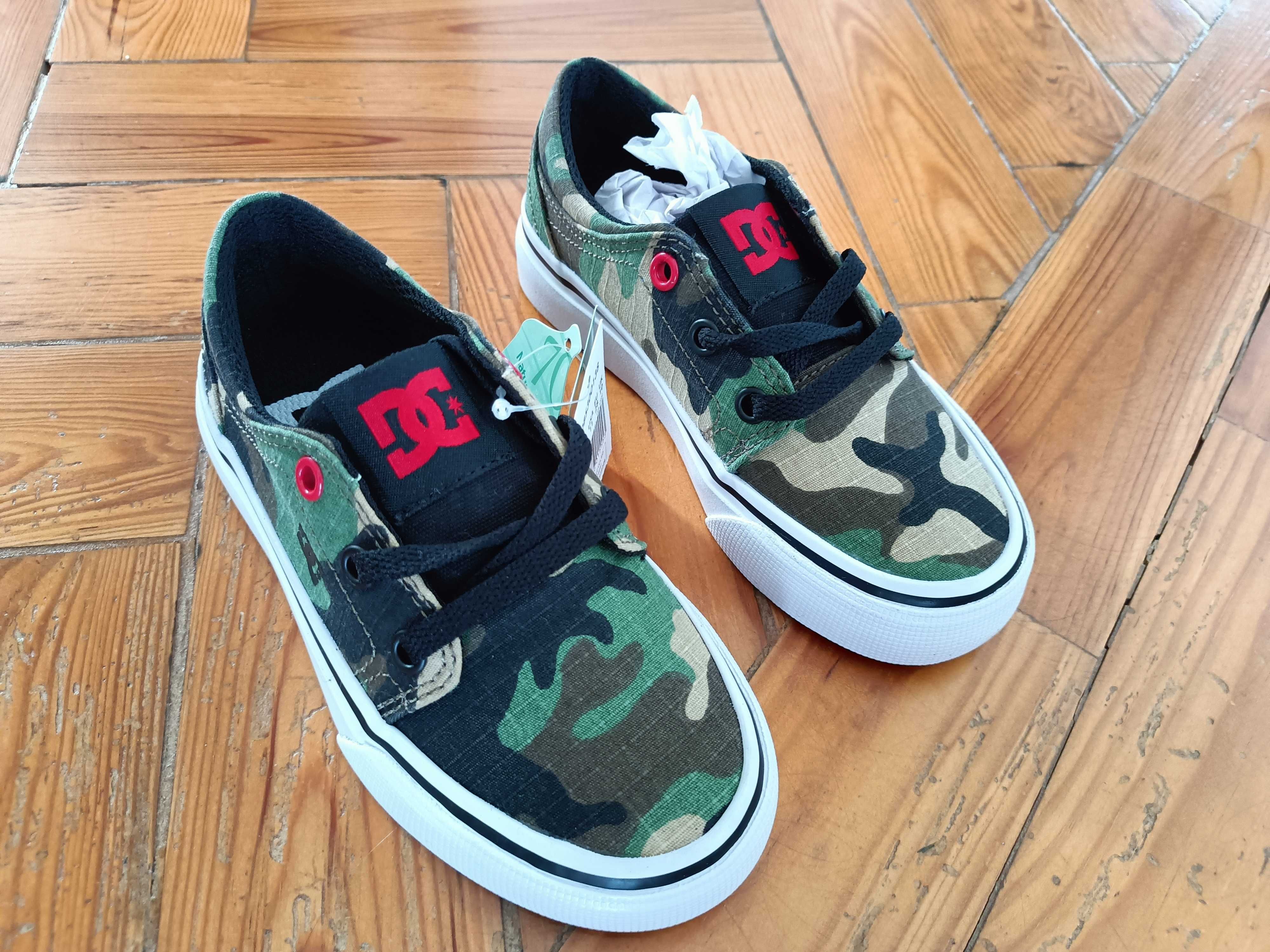 Sapatilhas DC Shoes - Camuflado (NOVO) Tamanho 28