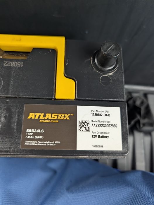 Акумулятор 12в atlasbx  45ah 390 a для tesla soh 100%