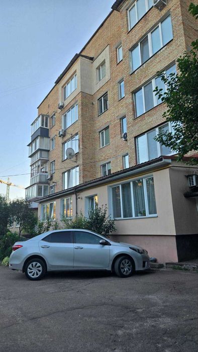 Трикімнатна квартира в районі Автопарку, м. Васильків